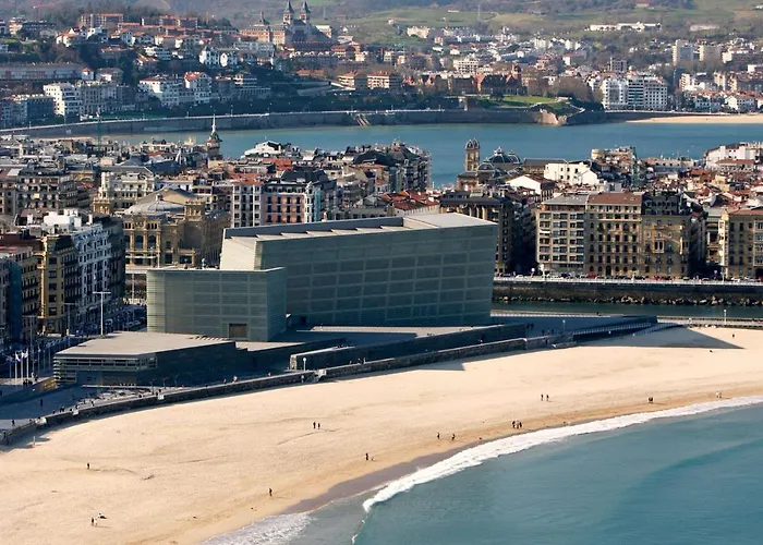 Always Easy I Sagues サン・セバスティアン